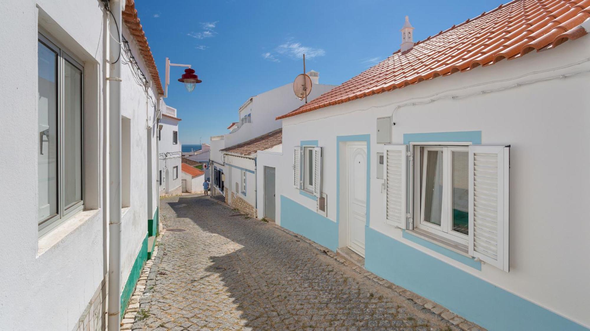 Casas Da Praia By Sevencollection Salema Exteriör bild